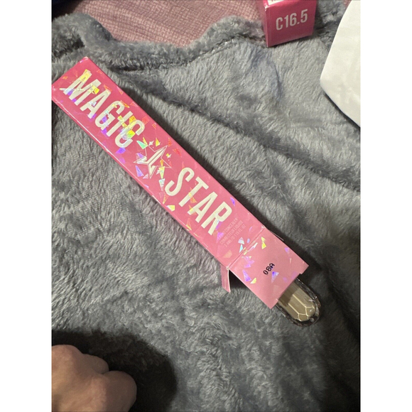 New Jeffree Star Magic Star Liquid Concealer Contour C14 New In Box Light - Picture 6 of 7